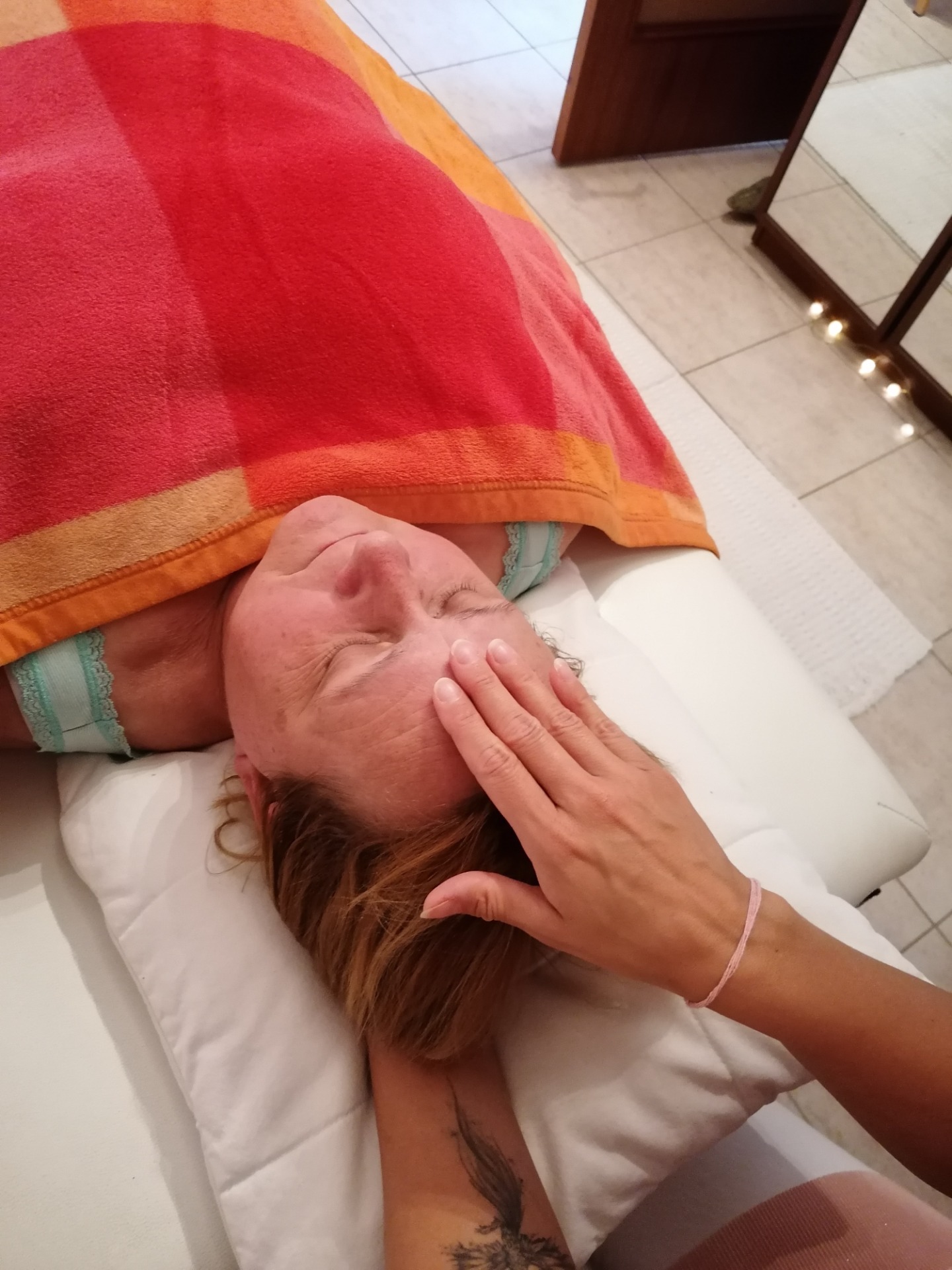 Bars kezelés. Adni is és kapni is imádom.